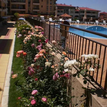 Aqua Dreams Aparthotel 3*