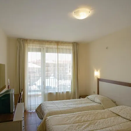 Aparthotel Aqua Dreams 3*