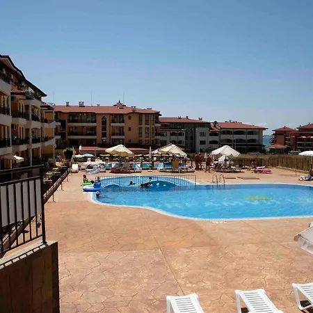 Aparthotel Aqua Dreams 3*